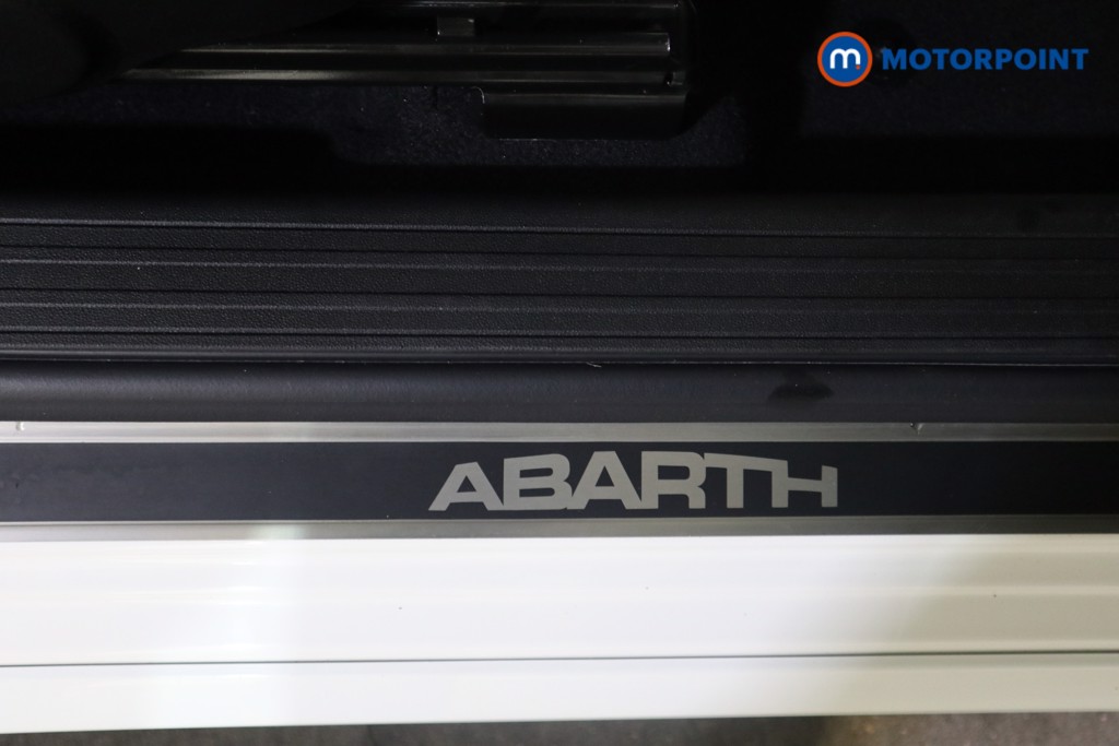 Abarth 595 Turismo Manual Petrol Convertible - Stock Number (1628370) - 13th supplementary image