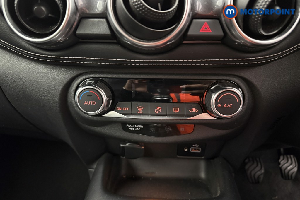 Nissan Juke N-Connecta Manual Petrol SUV - Stock Number (1628445) - 10th supplementary image