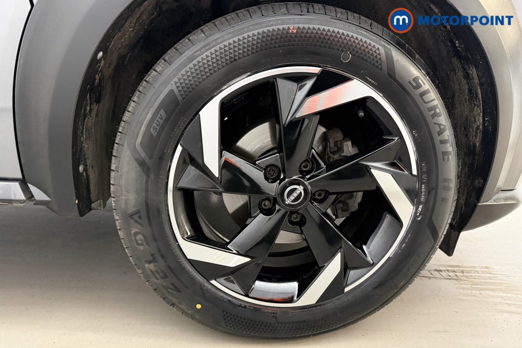 Nissan Juke N-Connecta Manual Petrol SUV - Stock Number (1628445) - 26th supplementary image
