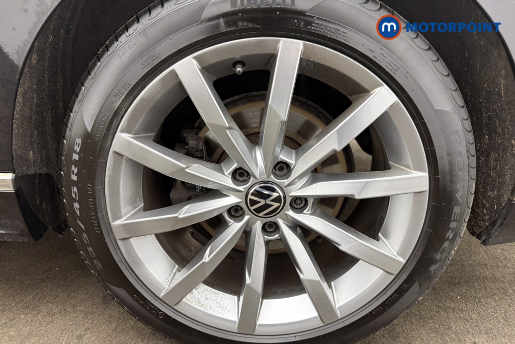 Volkswagen Passat R-Line Automatic Diesel Saloon - Stock Number (1628486) - 2nd supplementary image