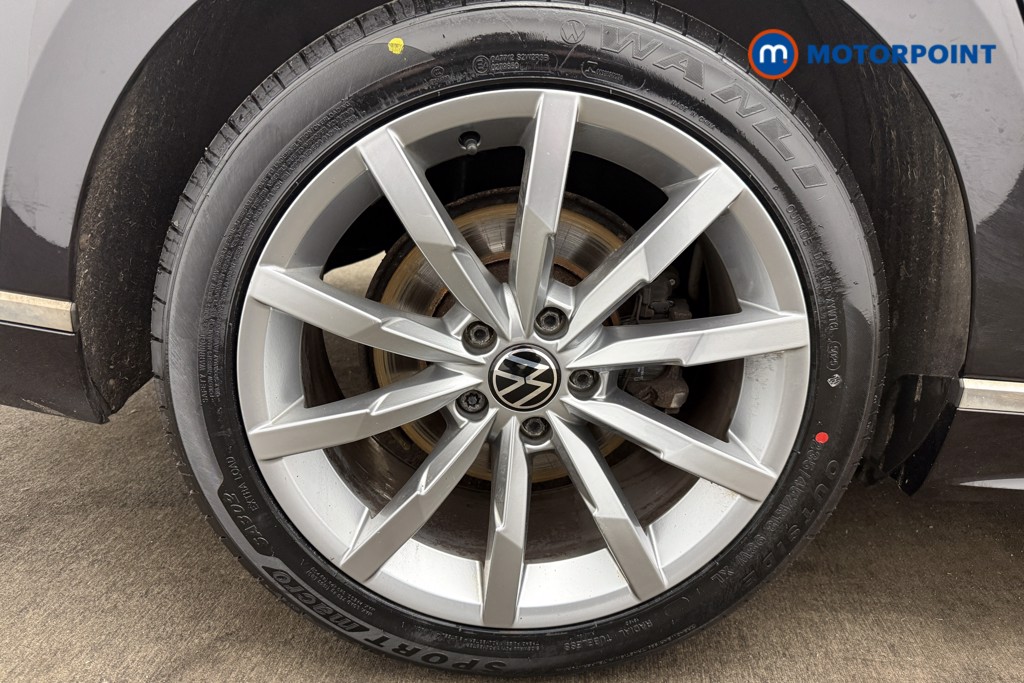 Volkswagen Passat R-Line Automatic Diesel Saloon - Stock Number (1628486) - 3rd supplementary image