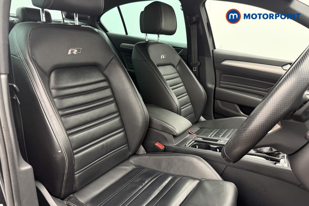 Volkswagen Passat R-Line Automatic Diesel Saloon - Stock Number (1628486) - 6th supplementary image