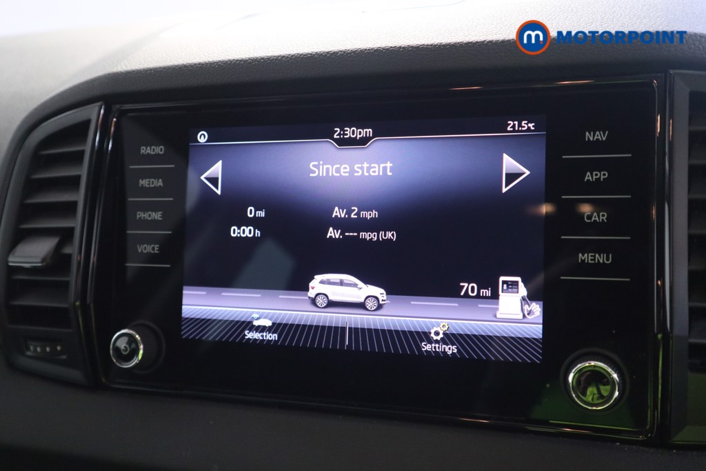 Skoda Karoq Se Drive Manual Petrol SUV - Stock Number (1628532) - 2nd supplementary image