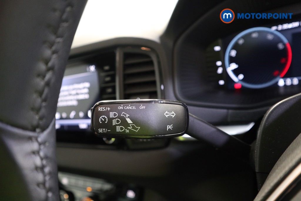 Skoda Karoq Se Drive Manual Petrol SUV - Stock Number (1628532) - 12th supplementary image