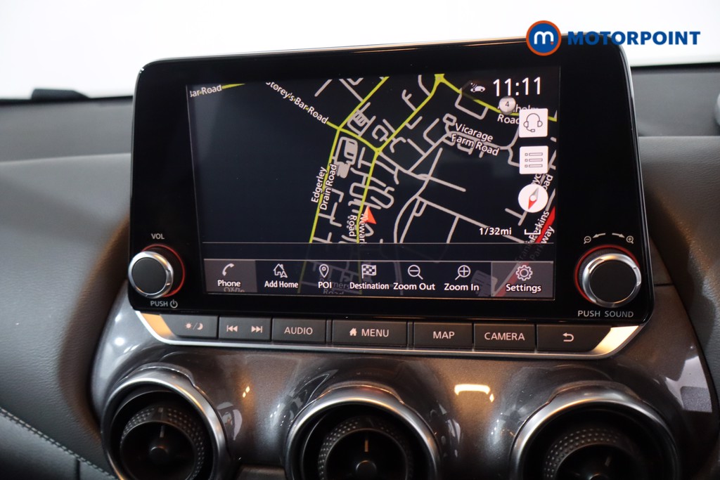 Nissan Juke N-Connecta Manual Petrol SUV - Stock Number (1628715) - 2nd supplementary image