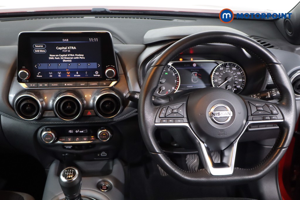 Nissan Juke N-Connecta Manual Petrol SUV - Stock Number (1628715) - 3rd supplementary image