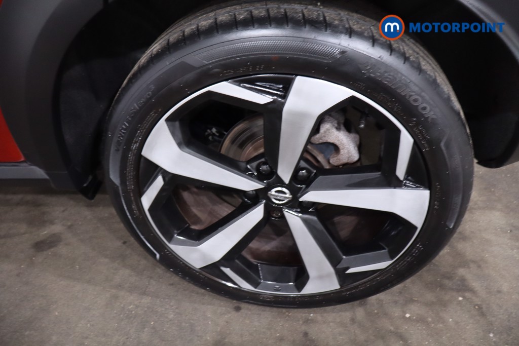 Nissan Juke N-Connecta Manual Petrol SUV - Stock Number (1628715) - 11th supplementary image