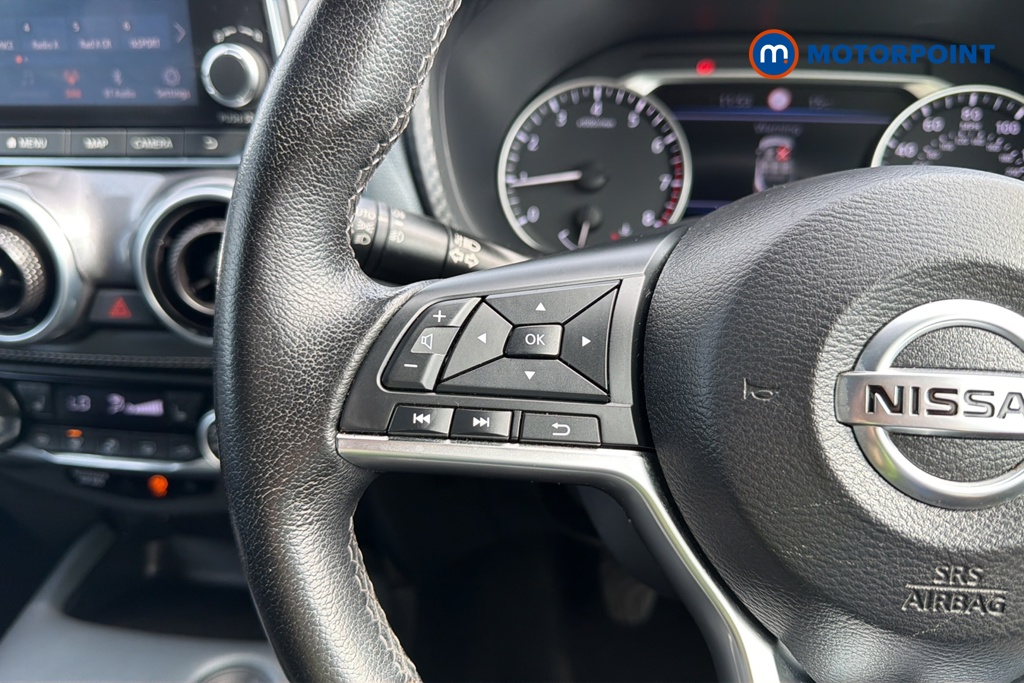 Nissan Juke Tekna Manual Petrol SUV - Stock Number (1629006) - 4th supplementary image