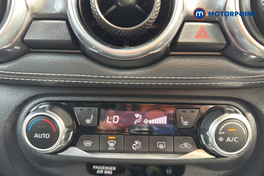 Nissan Juke Tekna Manual Petrol SUV - Stock Number (1629006) - 12th supplementary image