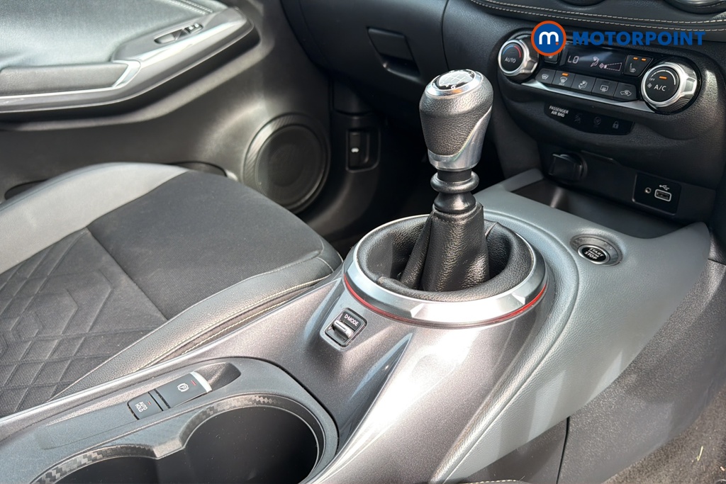 Nissan Juke Tekna Manual Petrol SUV - Stock Number (1629006) - 15th supplementary image