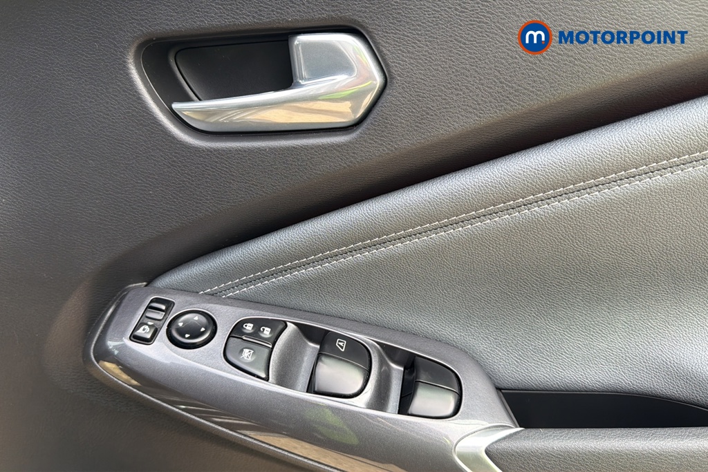 Nissan Juke Tekna Manual Petrol SUV - Stock Number (1629006) - 19th supplementary image