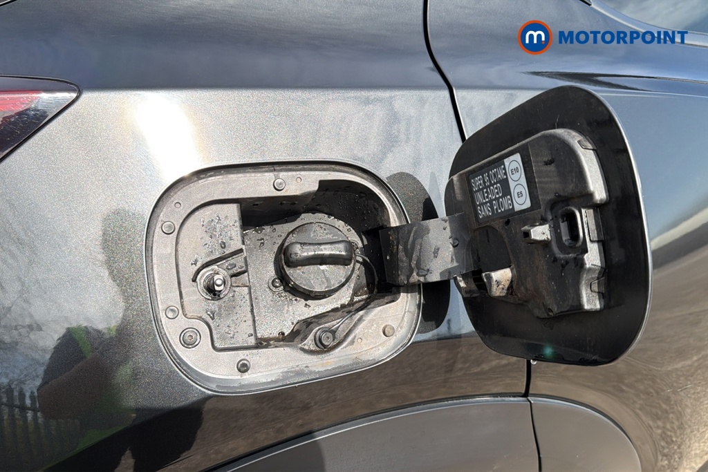 Nissan Juke Tekna Manual Petrol SUV - Stock Number (1629006) - 41st supplementary image