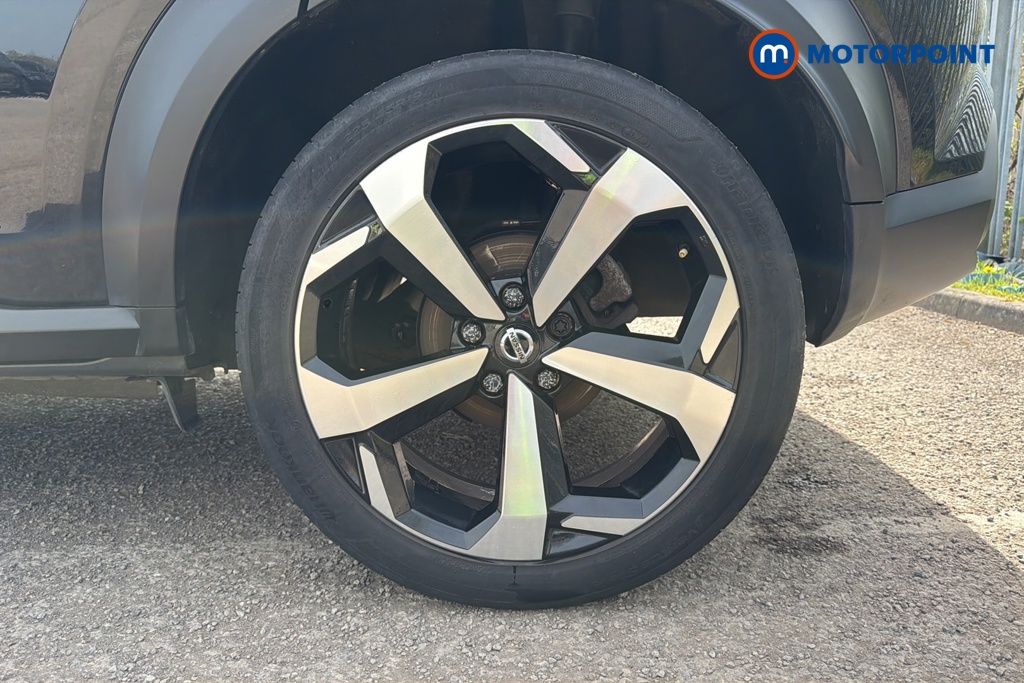 Nissan Juke Tekna Manual Petrol SUV - Stock Number (1629006) - 45th supplementary image