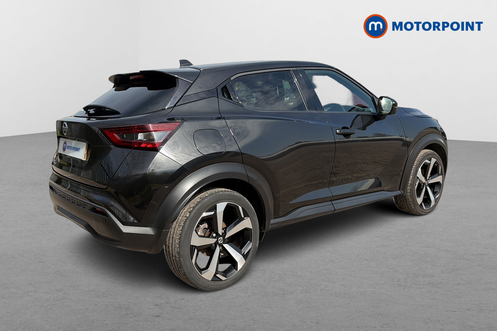 Nissan Juke Tekna Manual Petrol SUV - Stock Number (1629006) - Passenger side rear corner