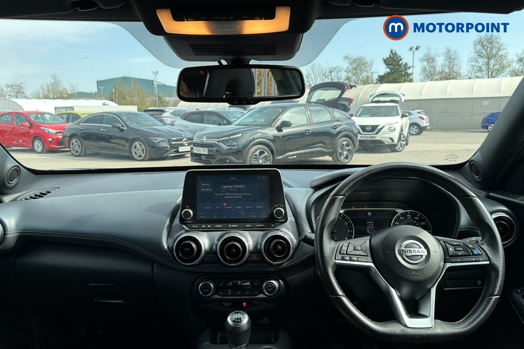 Nissan Juke Tekna Manual Petrol SUV - Stock Number (1629006) - 1st supplementary image