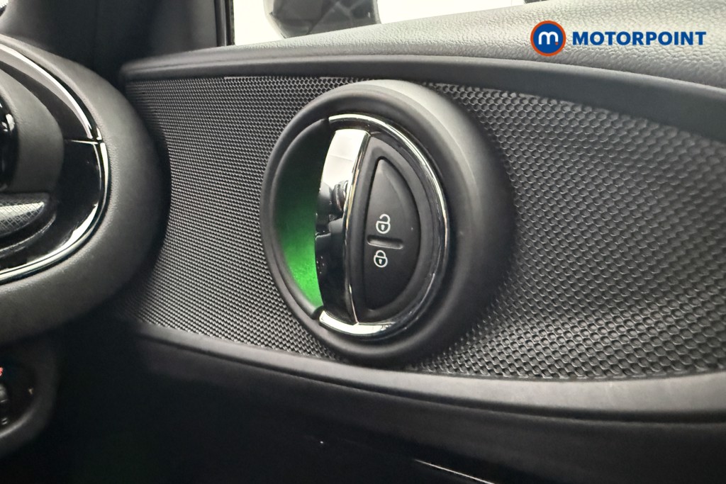 Mini Clubman Cooper S Sport Automatic Petrol Estate - Stock Number (1629053) - 18th supplementary image