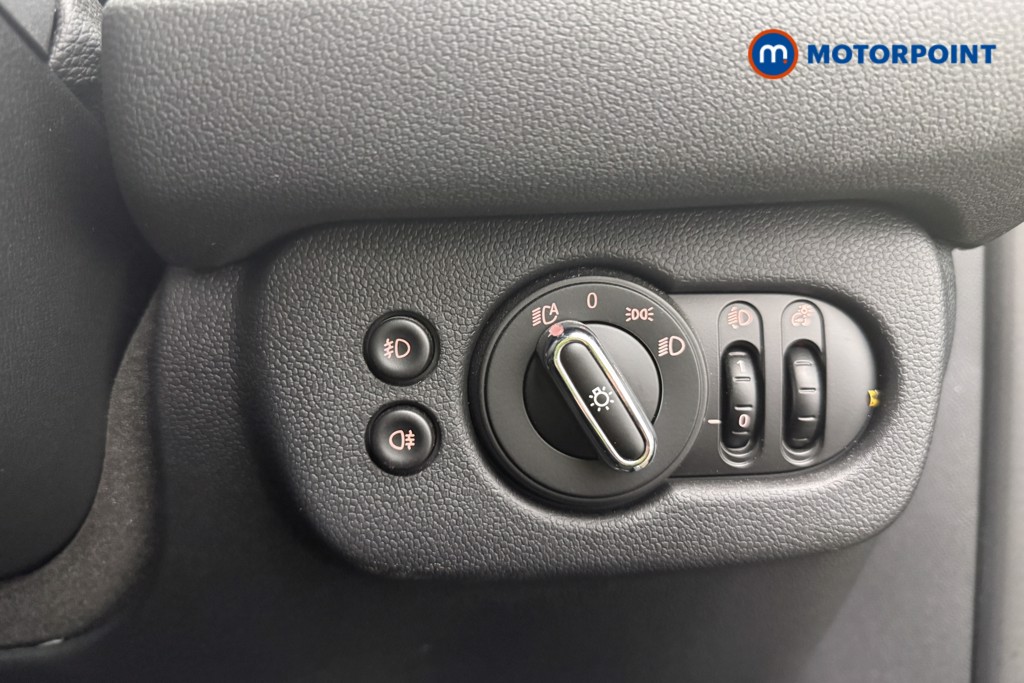 Mini Clubman Cooper S Sport Automatic Petrol Estate - Stock Number (1629053) - 19th supplementary image