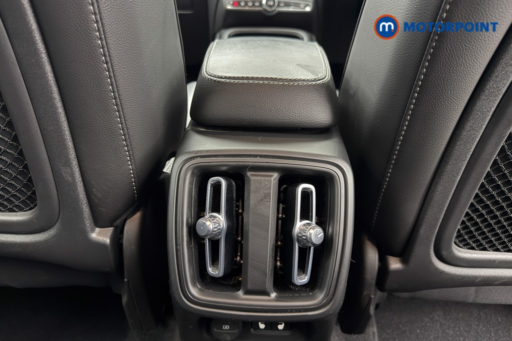 Volvo Xc40 R Design Automatic Petrol SUV - Stock Number (1629412) - 21st supplementary image