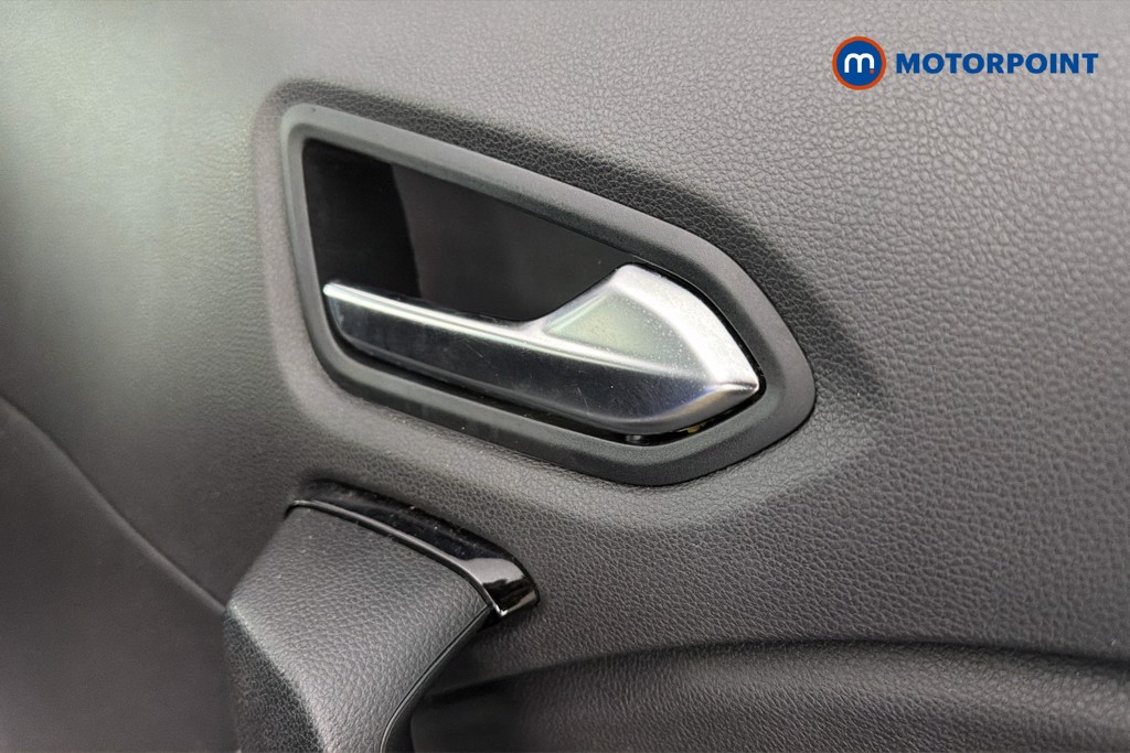 Renault Captur Iconic Manual Petrol SUV - Stock Number (1629696) - 42nd supplementary image