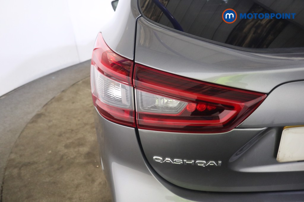 Nissan Qashqai Tekna-Plus Automatic Diesel SUV - Stock Number (1629851) - 32nd supplementary image