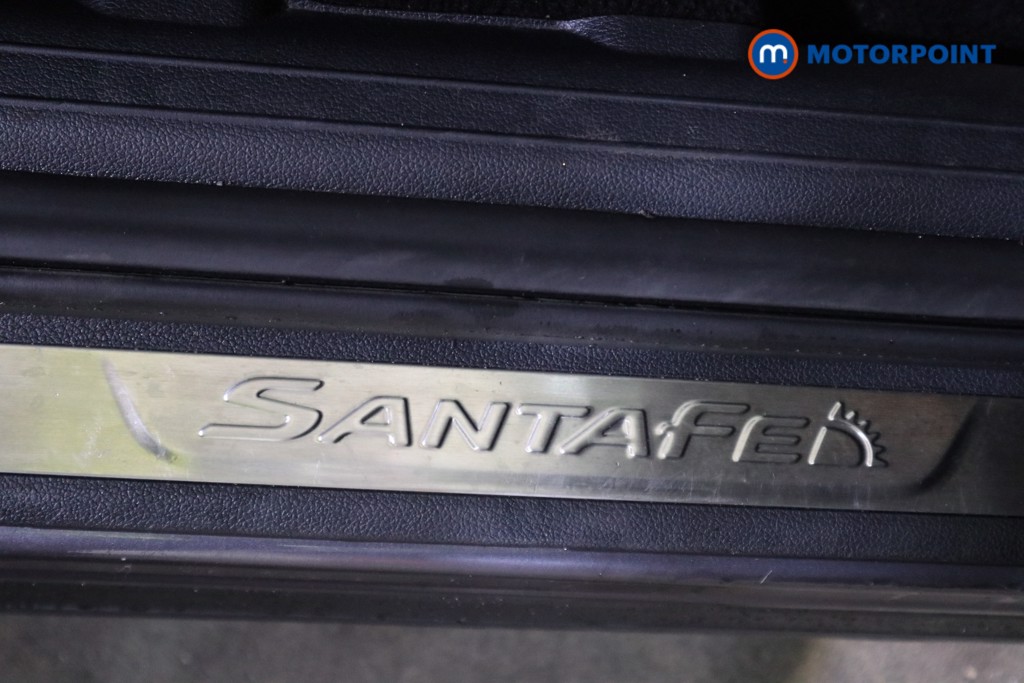 Hyundai Santa Fe Premium Automatic Petrol-Electric Hybrid SUV - Stock Number (1629856) - 17th supplementary image