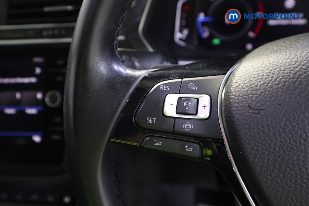 Volkswagen Tiguan SEL Automatic Diesel SUV - Stock Number (1629938) - 5th supplementary image