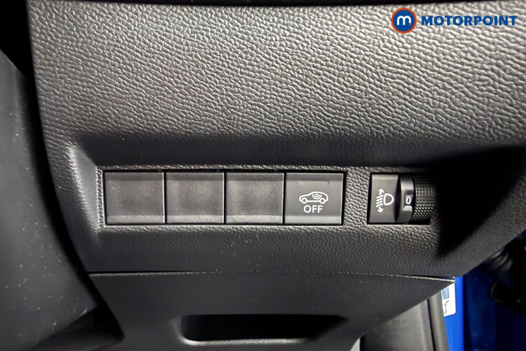 Peugeot 2008 Allure Manual Petrol SUV - Stock Number (1630176) - 6th supplementary image
