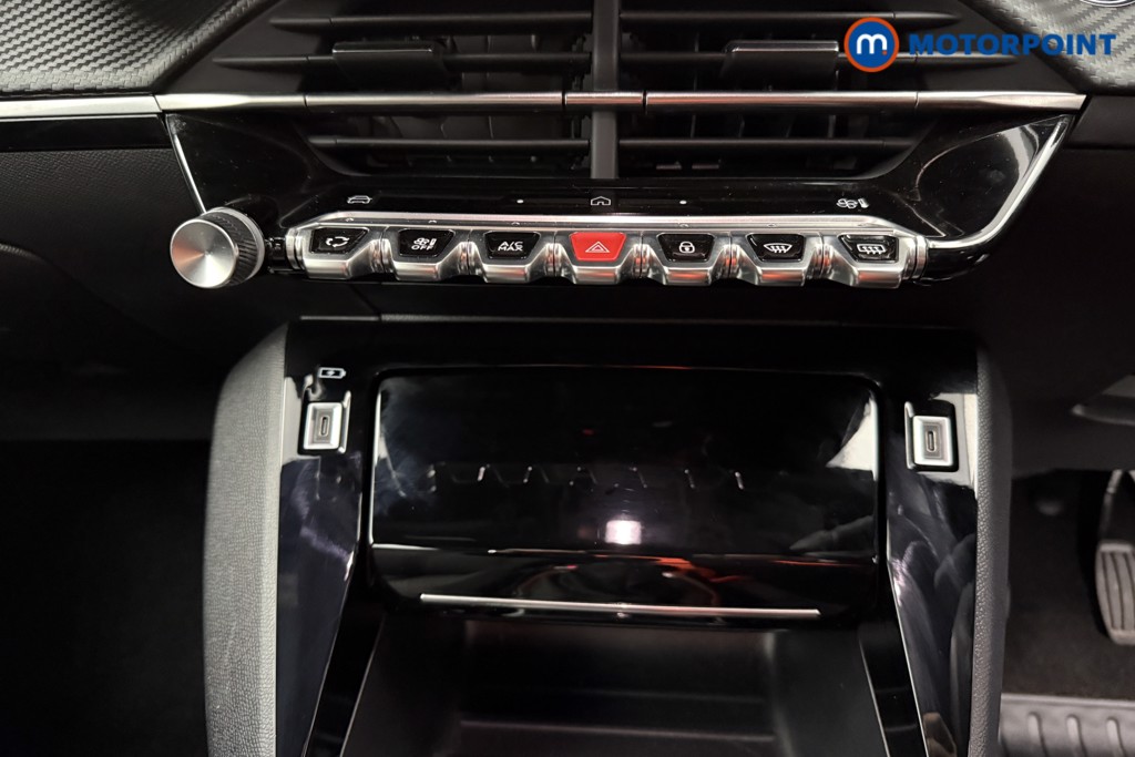 Peugeot 2008 Allure Manual Petrol SUV - Stock Number (1630176) - 12th supplementary image