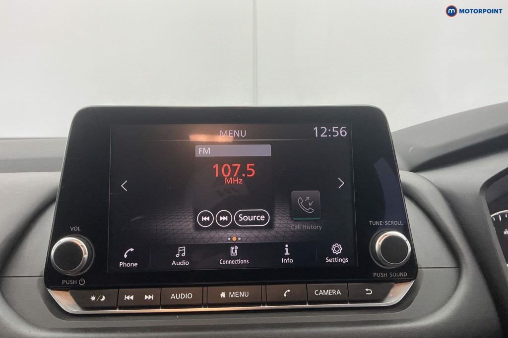 Nissan Qashqai Acenta Premium Manual Petrol SUV - Stock Number (1630574) - 2nd supplementary image