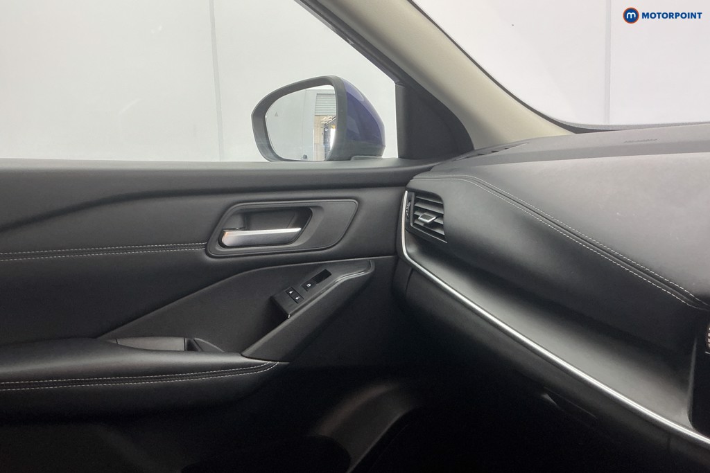 Nissan Qashqai Acenta Premium Manual Petrol SUV - Stock Number (1630574) - 22nd supplementary image