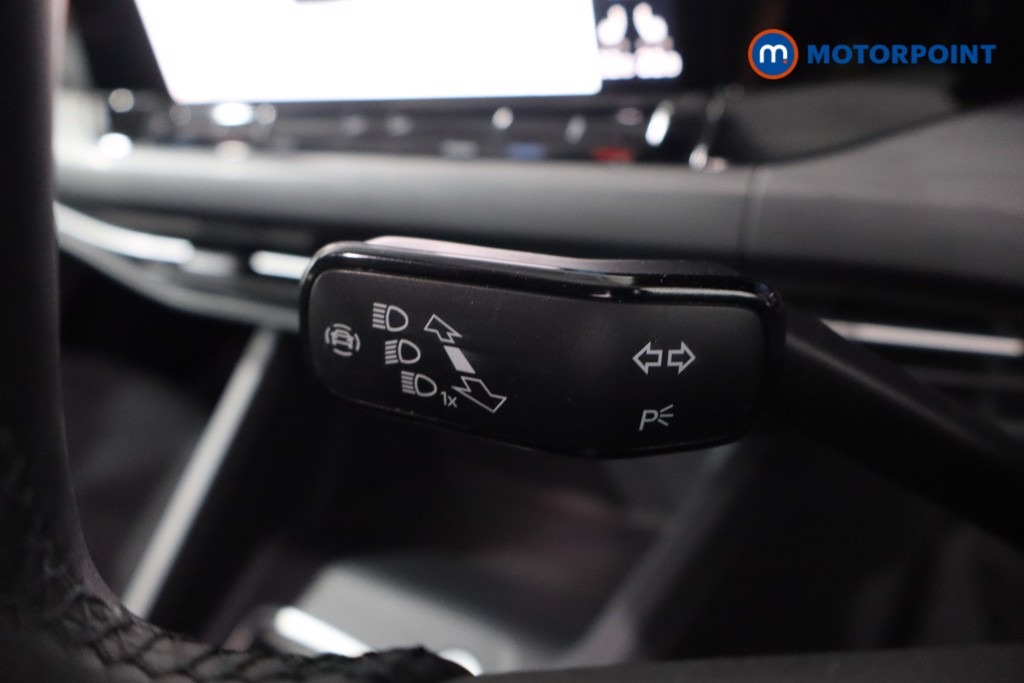 Volkswagen Golf Style Manual Petrol Hatchback - Stock Number (1630705) - 13th supplementary image