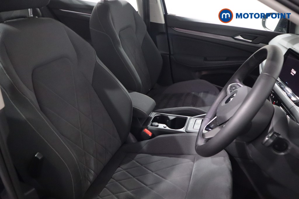 Volkswagen Golf Style Manual Petrol Hatchback - Stock Number (1630705) - 21st supplementary image