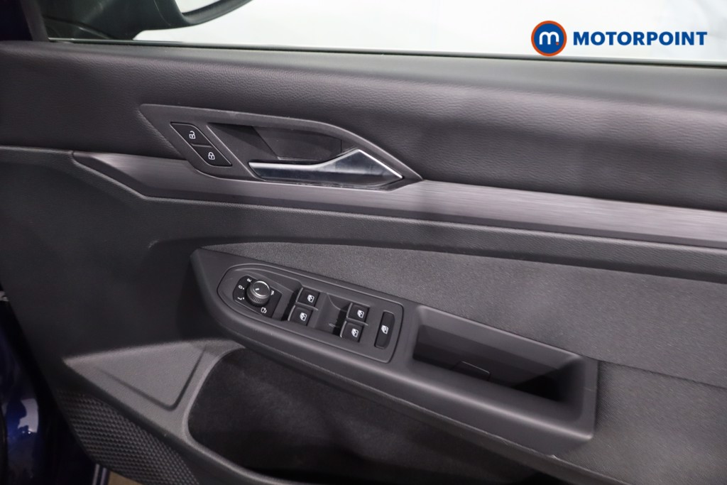 Volkswagen Golf Style Manual Petrol Hatchback - Stock Number (1630705) - 23rd supplementary image