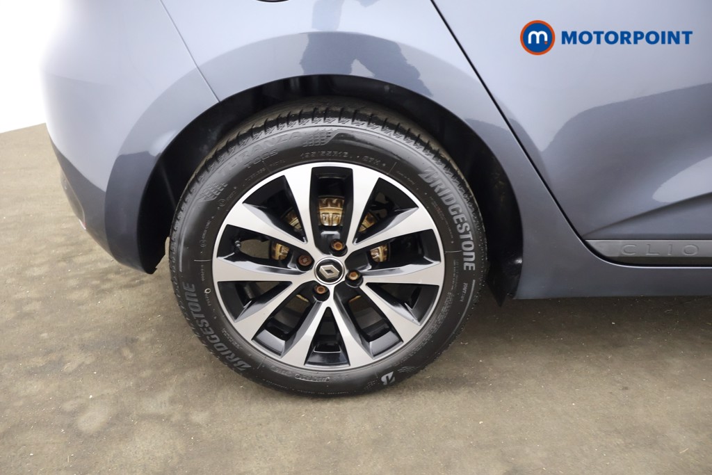 Renault Clio Iconic Manual Petrol Hatchback - Stock Number (1631577) - 2nd supplementary image