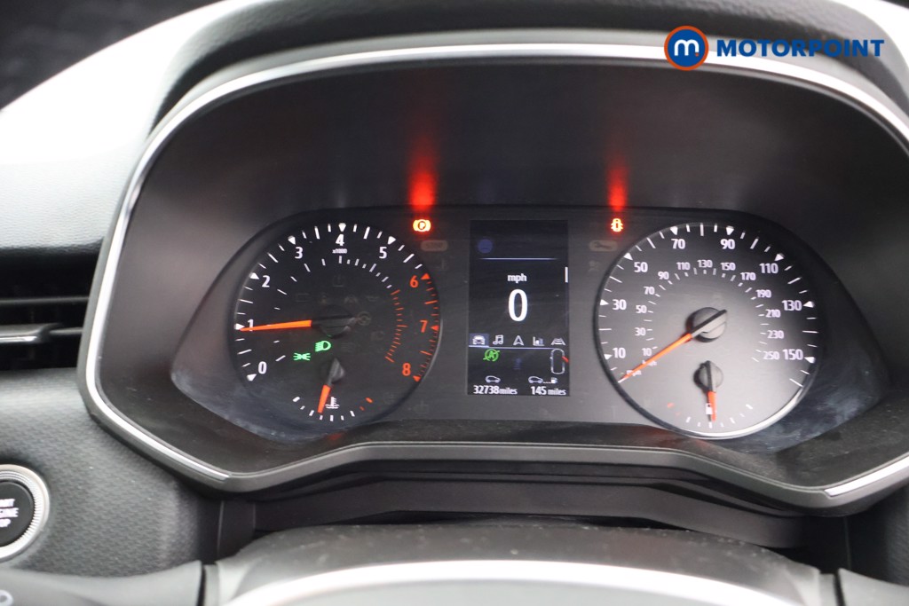 Renault Clio Iconic Manual Petrol Hatchback - Stock Number (1631577) - 9th supplementary image