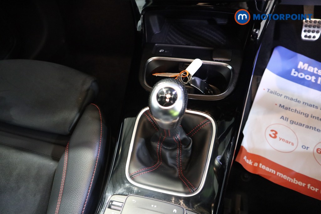 Mercedes-Benz A Class Amg Line Manual Petrol Hatchback - Stock Number (1632080) - 10th supplementary image