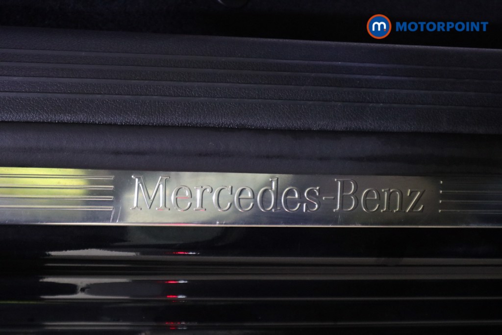 Mercedes-Benz A Class Amg Line Manual Petrol Hatchback - Stock Number (1632080) - 17th supplementary image