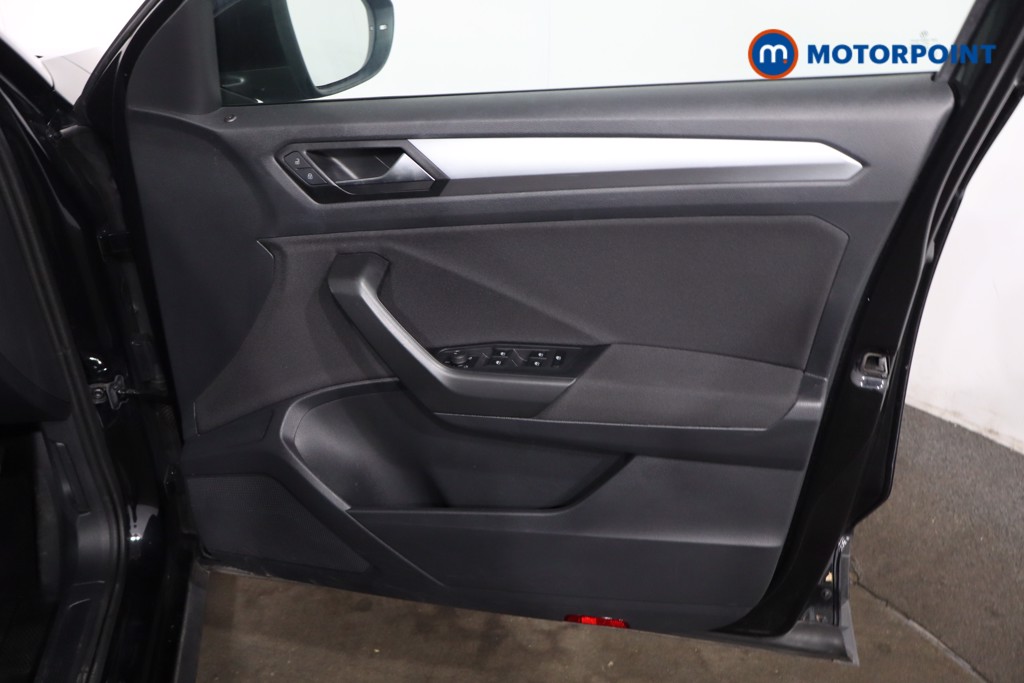 Volkswagen T-Roc Life Automatic Petrol SUV - Stock Number (1632266) - 24th supplementary image