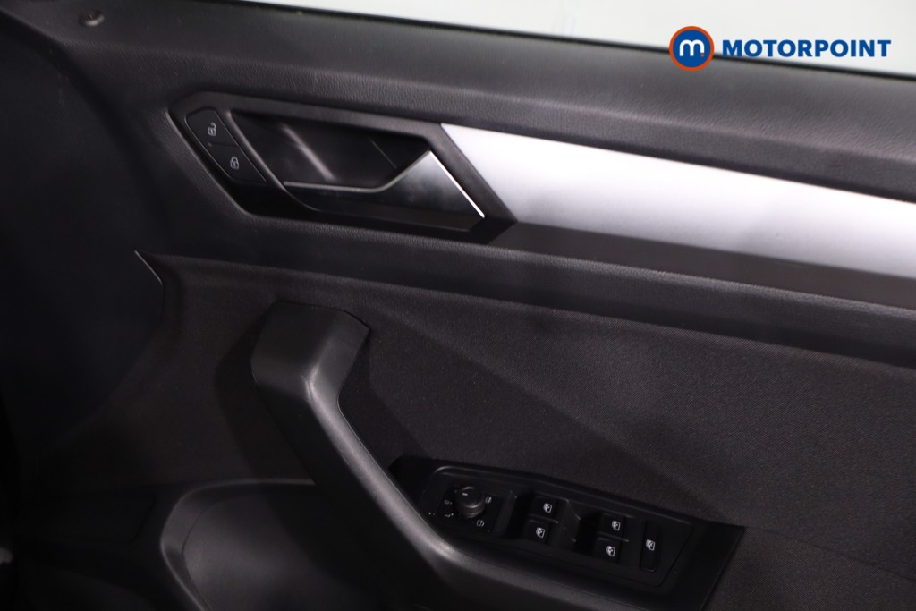 Volkswagen T-Roc Life Automatic Petrol SUV - Stock Number (1632266) - 25th supplementary image
