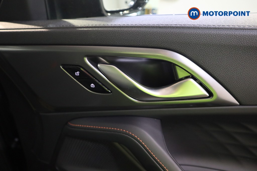 Mg Motor Uk HS Trophy Automatic Petrol-Electric Hybrid SUV - Stock Number (1632399) - 15th supplementary image