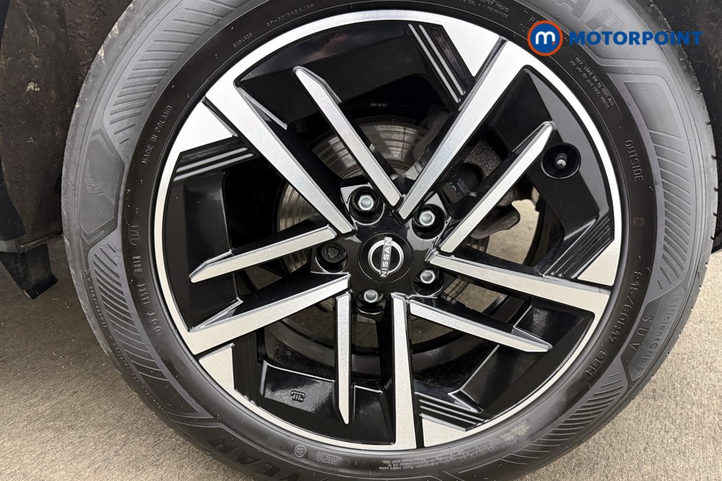 Nissan Juke N-Connecta Automatic Petrol-Electric Hybrid SUV - Stock Number (1632485) - 2nd supplementary image