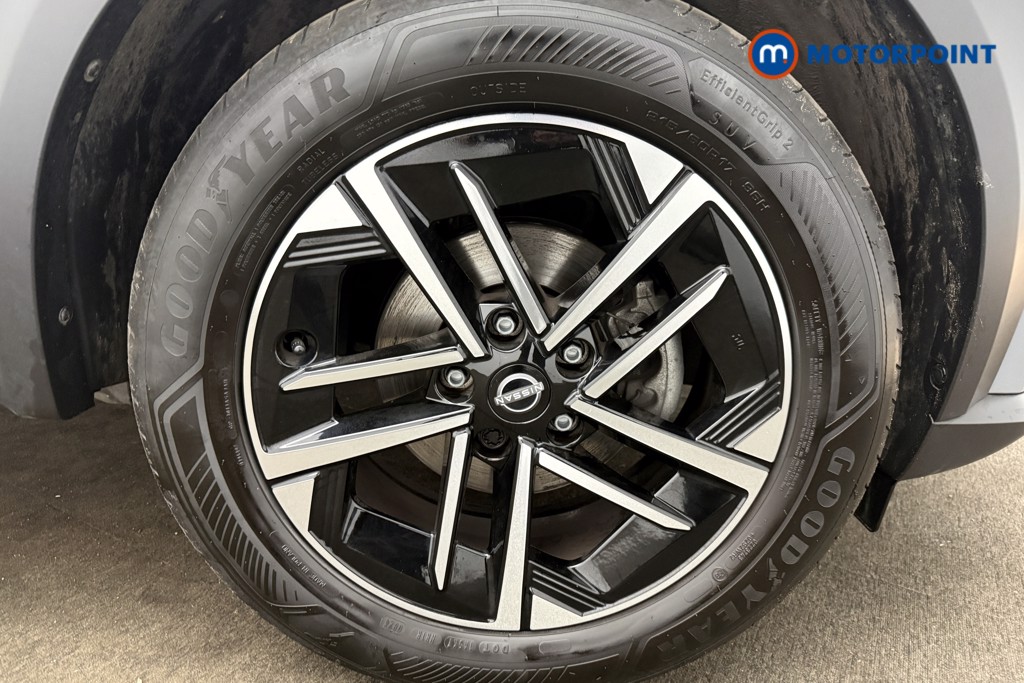 Nissan Juke N-Connecta Automatic Petrol-Electric Hybrid SUV - Stock Number (1632485) - 4th supplementary image