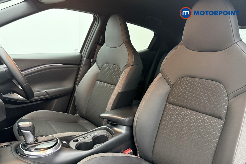 Nissan Juke N-Connecta Automatic Petrol-Electric Hybrid SUV - Stock Number (1632485) - 7th supplementary image