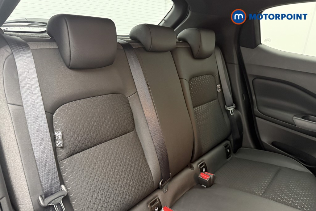 Nissan Juke N-Connecta Automatic Petrol-Electric Hybrid SUV - Stock Number (1632485) - 14th supplementary image