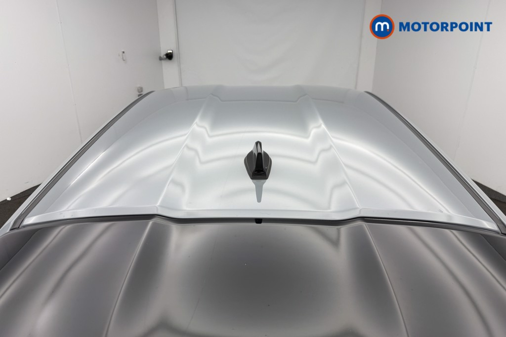 Nissan Juke N-Connecta Automatic Petrol-Electric Hybrid SUV - Stock Number (1632485) - 24th supplementary image