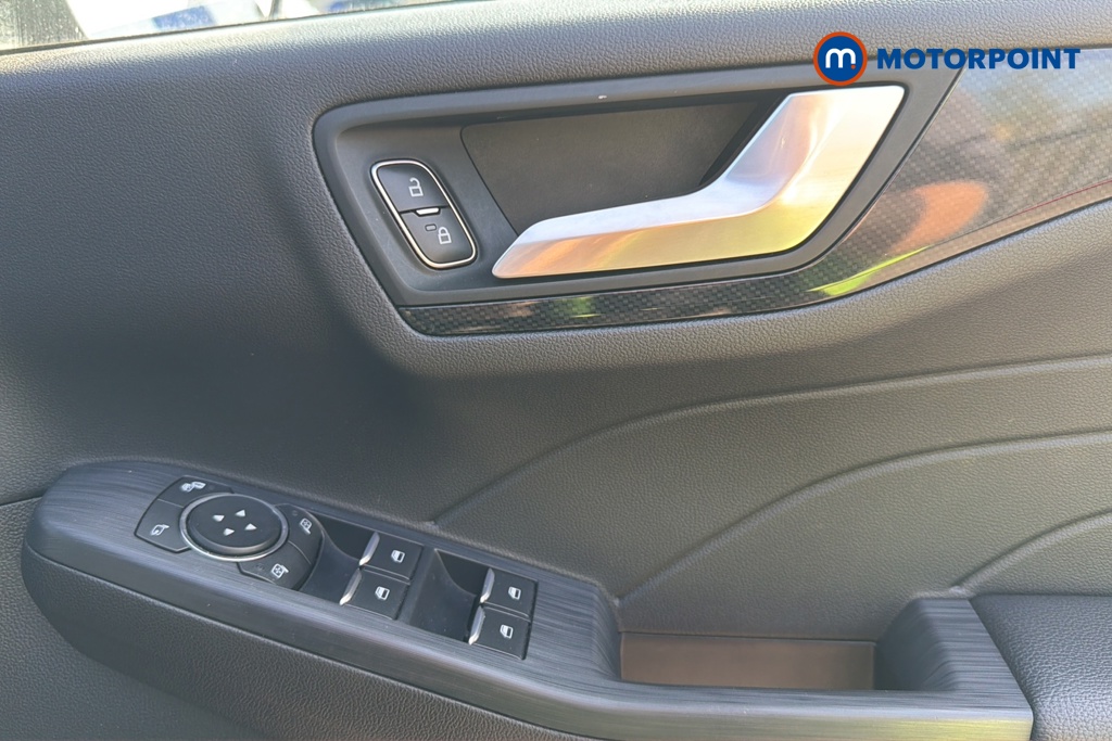 Ford Kuga St-Line Edition Manual Diesel SUV - Stock Number (1632585) - 19th supplementary image