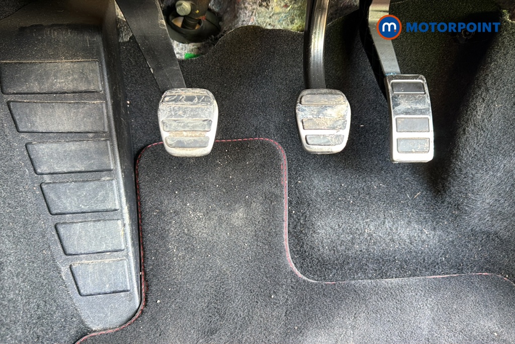 Ford Kuga St-Line Edition Manual Diesel SUV - Stock Number (1632585) - 24th supplementary image