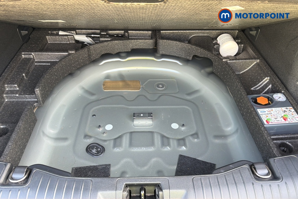 Ford Kuga St-Line Edition Manual Diesel SUV - Stock Number (1632585) - 33rd supplementary image