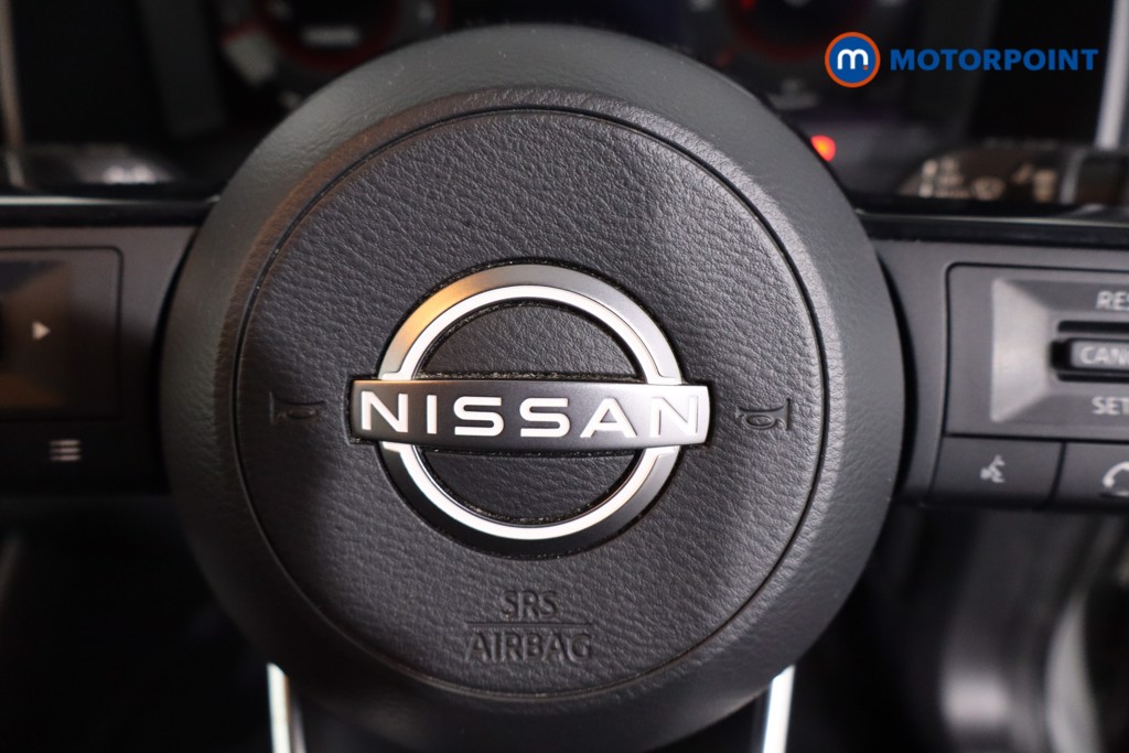 Nissan Qashqai N-Connecta Manual Petrol SUV - Stock Number (1632668) - 13th supplementary image