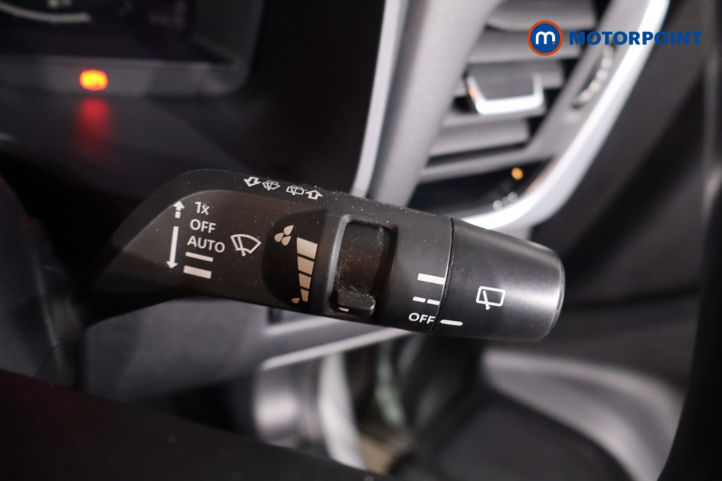Nissan Qashqai N-Connecta Manual Petrol SUV - Stock Number (1632668) - 15th supplementary image